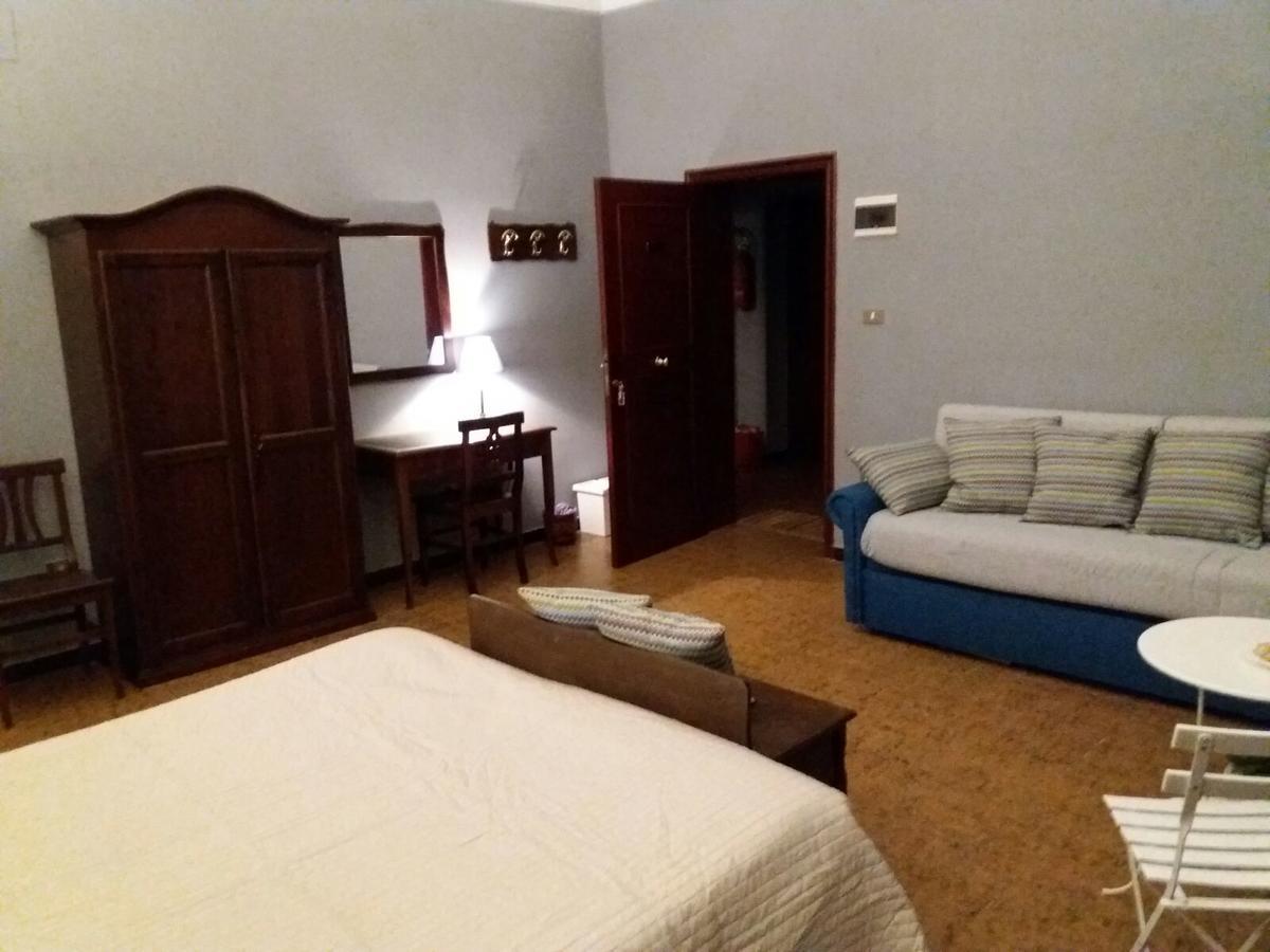 טרני Domus Angela B&B מראה חיצוני תמונה