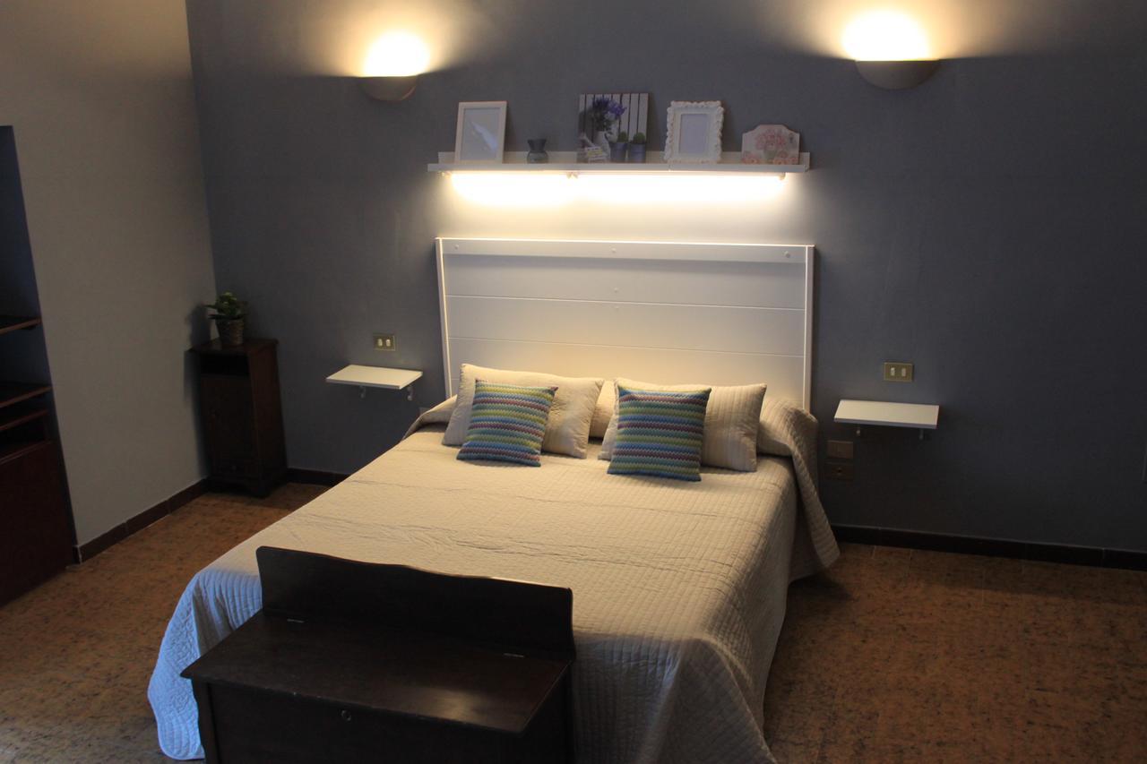 טרני Domus Angela B&B מראה חיצוני תמונה