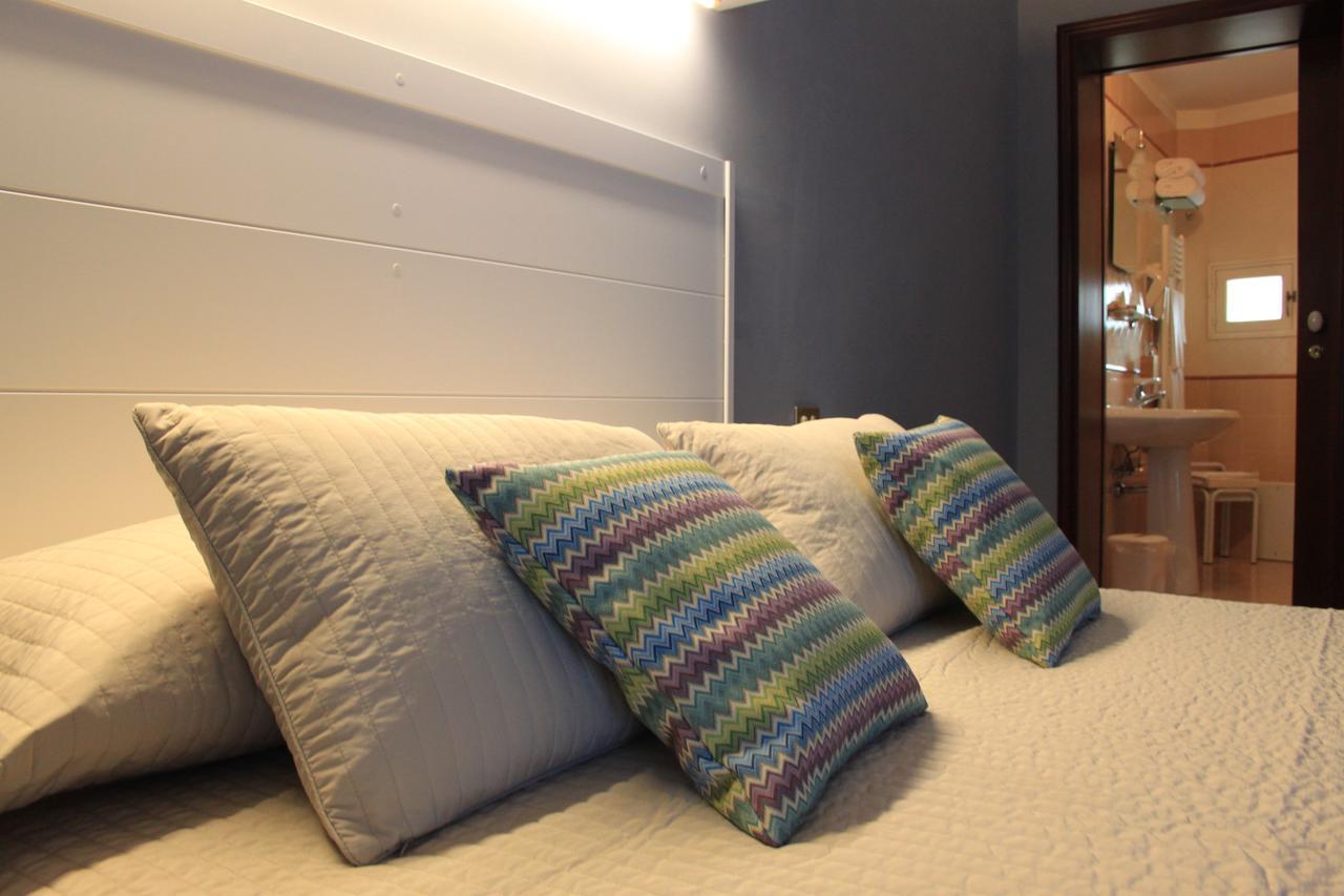 טרני Domus Angela B&B מראה חיצוני תמונה